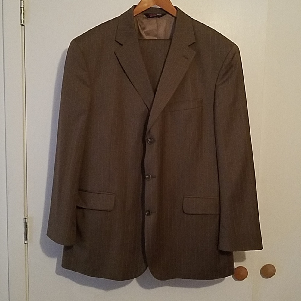 Stafford Suit with Matching Tie. Lightly Used.